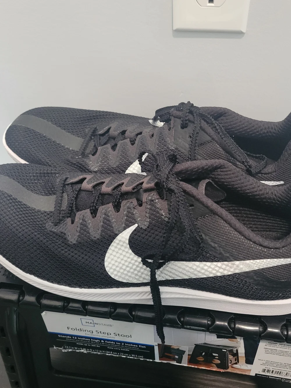 Nike Zoom Rival track and field spikes, model DC8725-001 Sz.11 Excellent Cond.